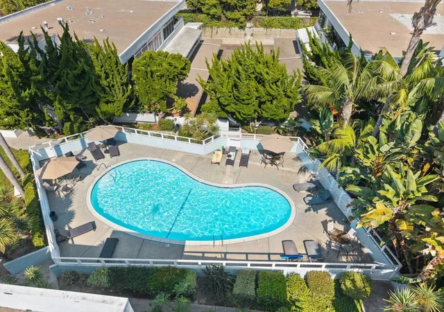 Photo 26 of Condo for sale at 2352 Torrey Pines Rd Unit 9, La Jolla, CA 92037 | MLS# 260024286SD | Listing updated on 2026-10-09