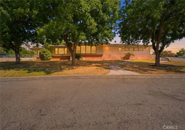Photo 2 of Single family home for sale at 84 S Park St, Porterville, CA 93257 | MLS# PI26216451 | Listing updated on 2026-10-07