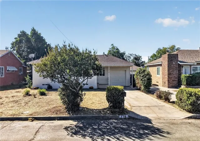 Photo 3 of Single family home for sale at 219 W Victoria, Rialto, CA 92376 | MLS# CV26217623 | Listing updated on 2026-10-11