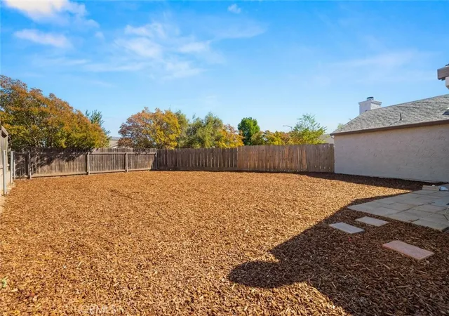 Listing Photo 4 - Condo for sale in building located at 26 Wrangler Ct, Chico, CA 95928