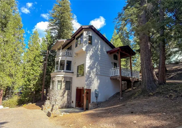 Photo 1 of Single family home for sale at 7475 Henness Cir, Yosemite National Park, CA 95389 | MLS# FR26217702 | Listing updated on 2026-10-07