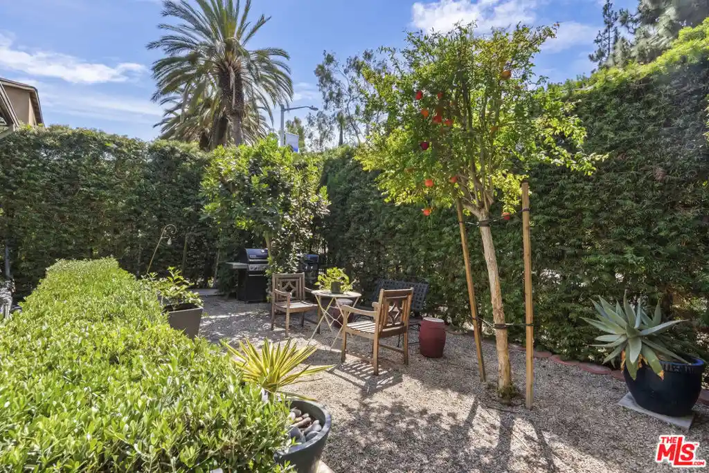 Multi family home for sale at 350 N San Vicente Blvd, West Hollywood, CA 90048 | MLS# 26995075