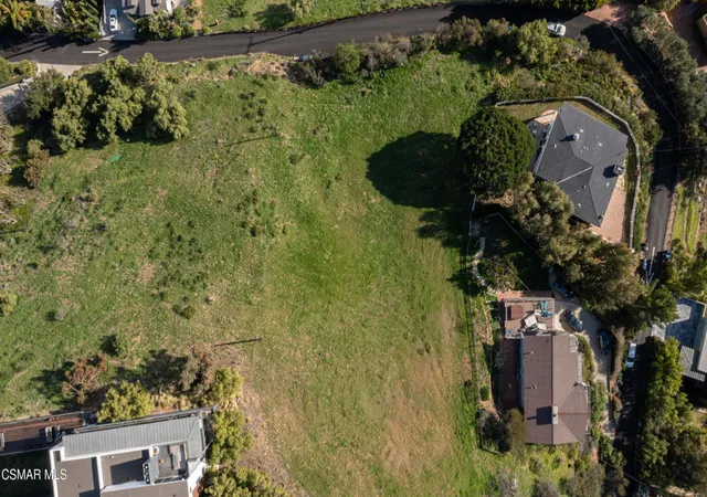 Photo 3 of Land for sale at 21801 Castlewood Dr, Malibu, CA 90265 | MLS# 226004755 | Listing updated on 2026-10-07