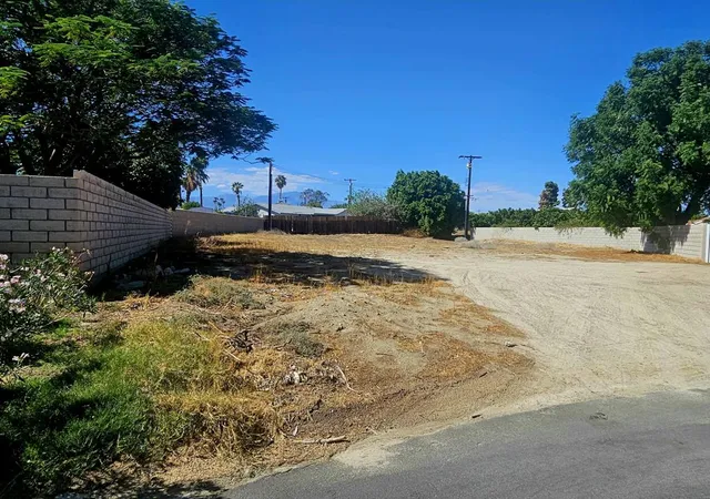 Photo 2 of Land for sale at 0 St Lucia Ct, Bermuda Dunes, CA 92203 | MLS# 219153893DA | Listing updated on 2026-10-08