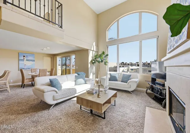 Photo 1 of Single family home for sale at 4029 Sunset Ln, Oxnard, CA 93035 | MLS# V1-39131 | Listing updated on 2026-10-08