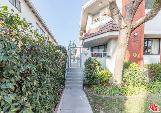 Photo 2 of Condo for sale at 301 W Loraine St #8, Glendale, CA 91202 | MLS# 26997803 | Listing updated on 2026-10-06