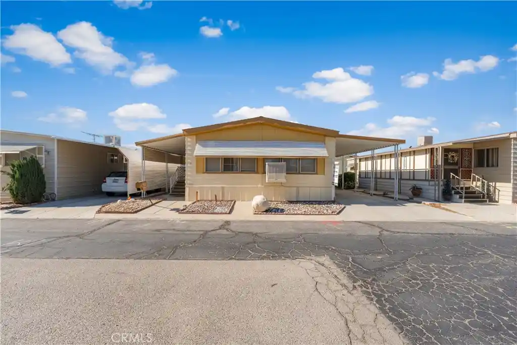 Manufactured home for sale at 2550 E Ave I #15, Lancaster, CA 93535 | MLS# SR26217791