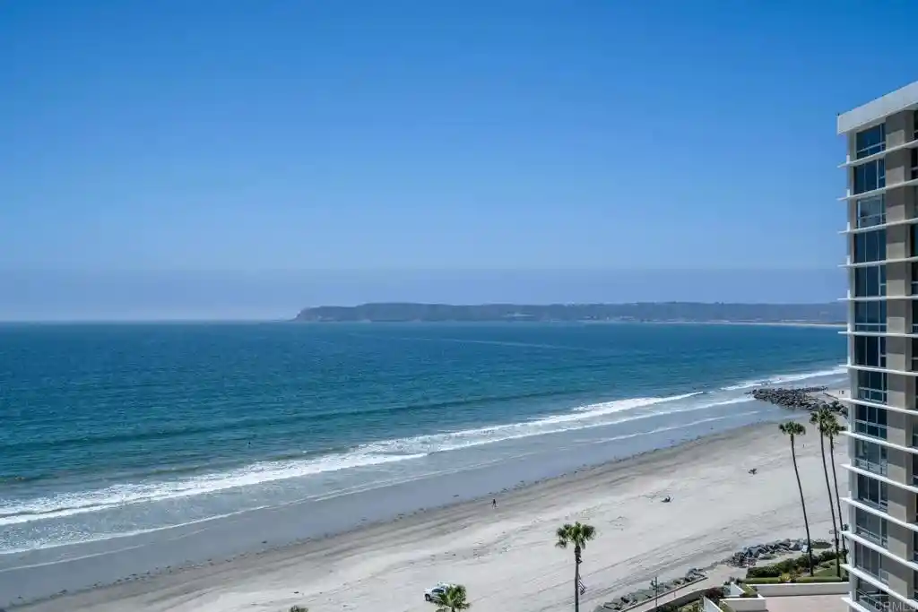 Listing Photo 1 - Condo for sale in 1730 Avenida Del Mundo located at 1730 Avenida Del Mundo, Coronado, CA 92118 - Unit #1007