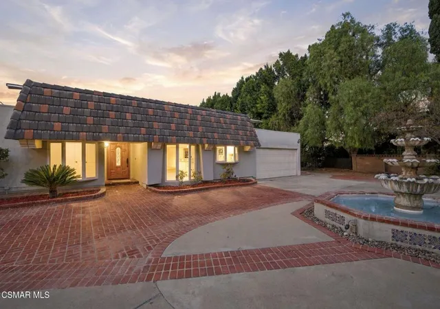 Photo 2 of Single family home for sale at 68 La Paz Ct, Simi Valley, CA 93065 | MLS# 226004756 | Listing updated on 2026-10-09