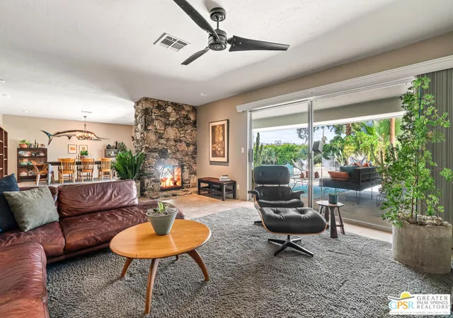 Photo 3 of Single family home for sale at 2072 S Bobolink Ln, Palm Springs, CA 92264 | MLS# 26997585PS | Listing updated on 2026-10-09