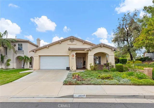 Photo 2 of Single family home for sale at 43129 Caminata, Temecula, CA 92592 | MLS# SW26217804 | Listing updated on 2026-10-07