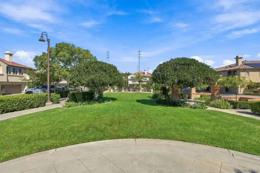 Listing Photo 18 - Condo for sale in 2072 Aviata Rd located at 2072 Aviata Rd, Chula Vista, CA 91914 - Unit #66