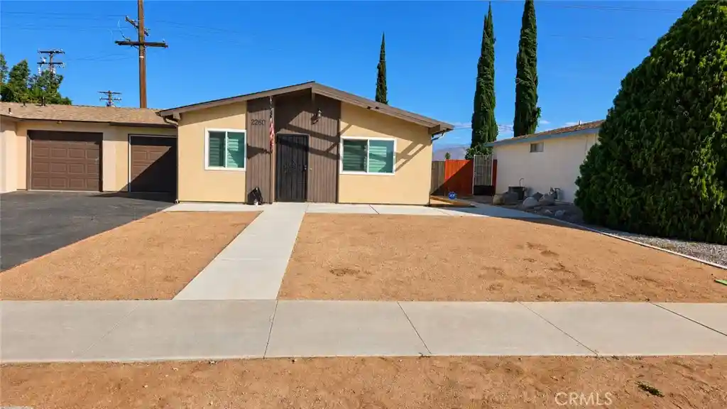 Condo for sale at 2260 San Padre Ave, Hemet, CA 92545 | MLS# IN26217851