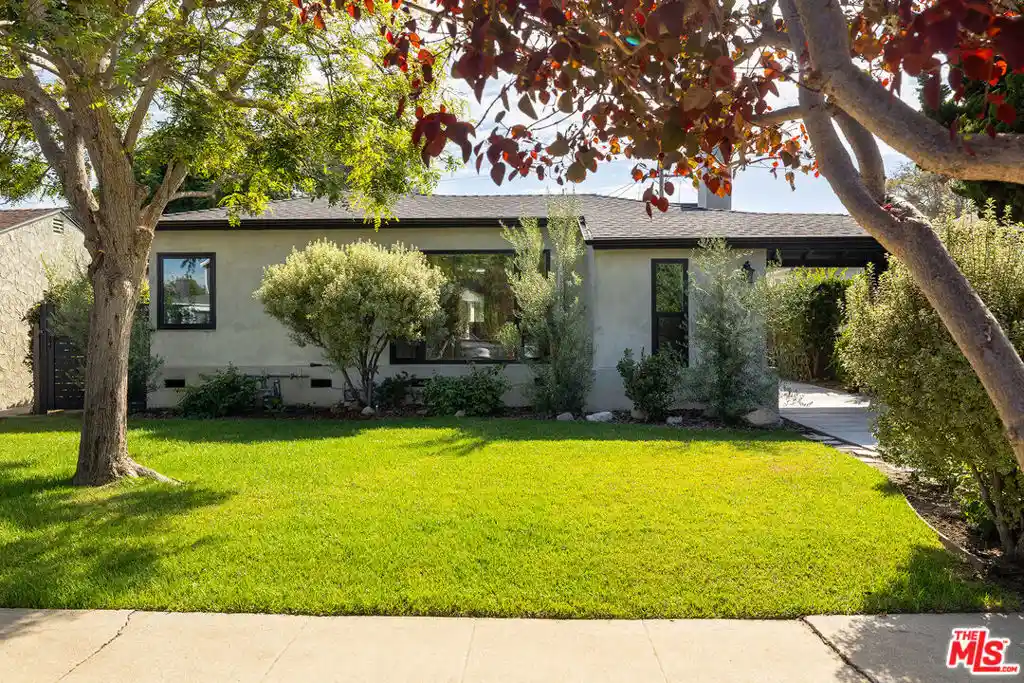 Multi family home for sale at 2621 Veteran Ave, Los Angeles, CA 90064 | MLS# 26997885