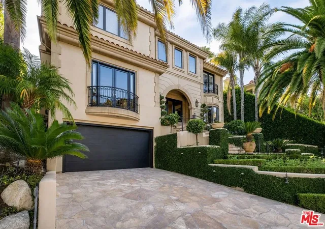 Photo 1 of Mansion for sale at 14155 Beresford Rd, Beverly Hills, CA 90210 | MLS# 26997883 | Listing updated on 2026-10-07
