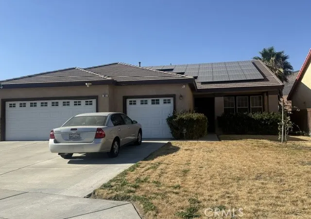 Single family home for sale at 985 Austin Ct, San Jacinto, CA 92583 | MLS# PW26217977