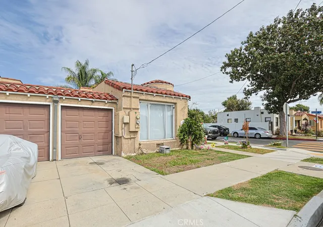 Photo 1 of Multi family home for sale at 103 West 51st, Long Beach, CA 90805 | MLS# PW26218043 | Listing updated on 2026-10-09