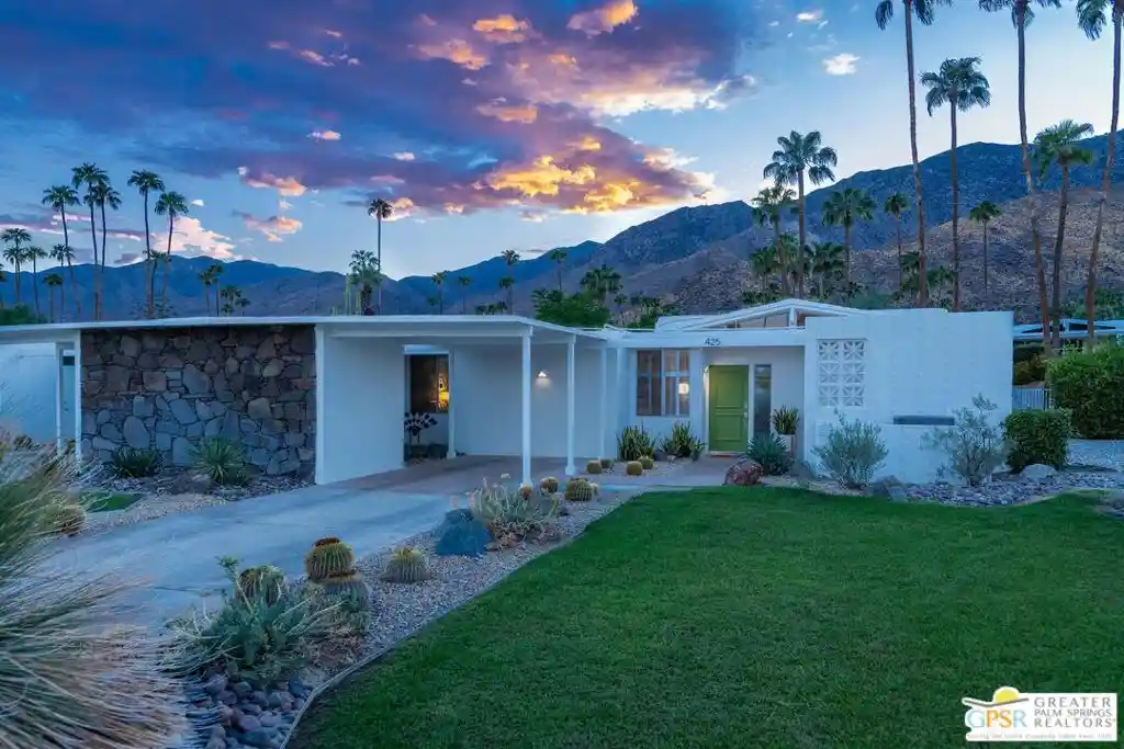 Photo 1 of Condo for sale at 425 E Flor Cir, Palm Springs, CA 92264 | MLS# 26997195PS | Listing updated on 2026-10-24
