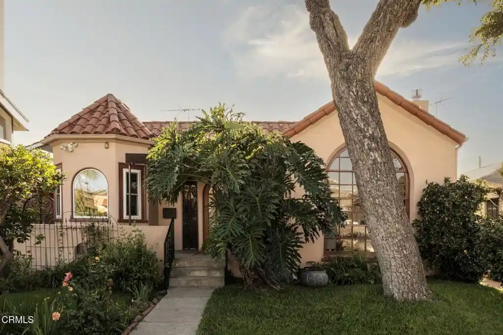 Photo 1 of Sale Pending at 3117 Stanford Ave, Marina Del Rey, CA 90292 | MLS# P1-29151 | Listing updated on 2026-10-15