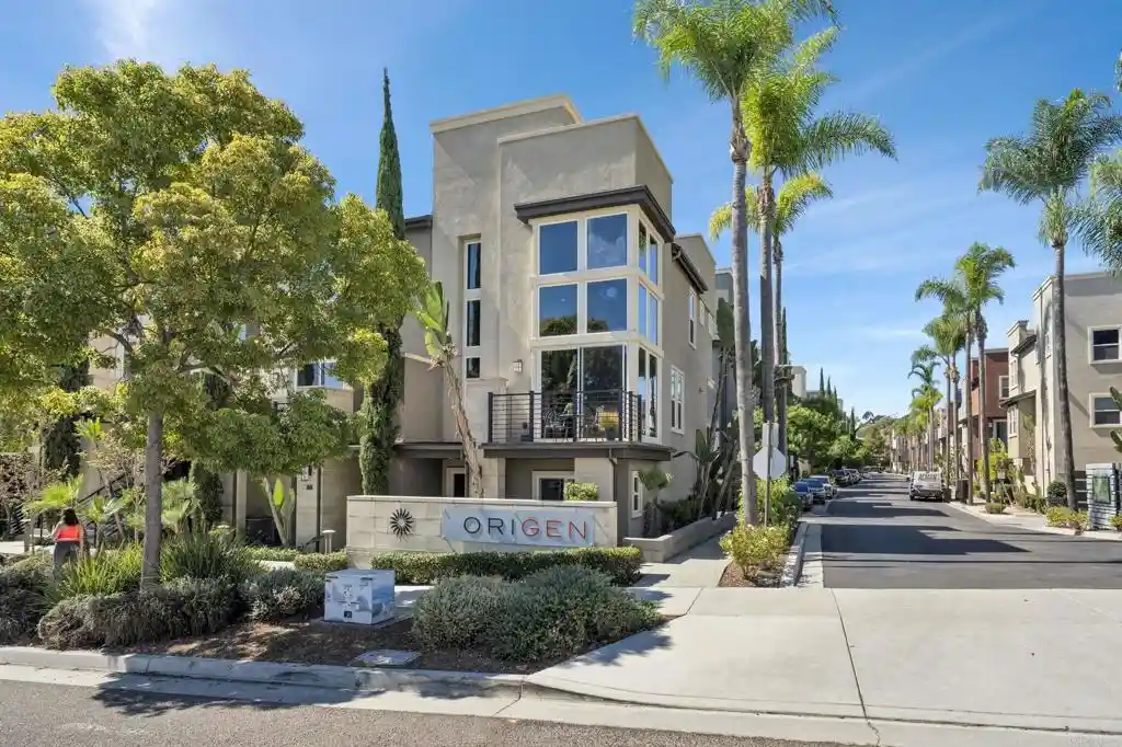 Townhouse for sale at 2440 Via Alta, San Diego, CA 92108 | MLS# NDP2609315