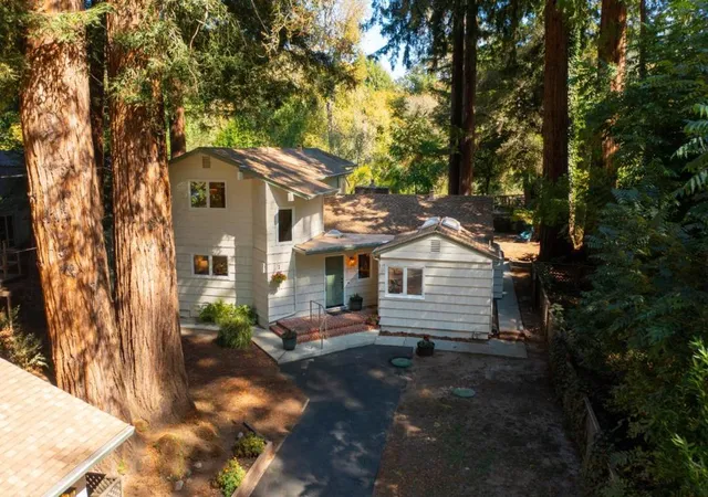 Photo 3 of Single family home for sale at 114 Gail Dr, Felton, CA 95018 | MLS# ML82063790 | Listing updated on 2026-10-12