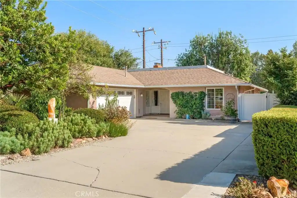 Photo 1 of Single family home for sale at 222 2nd, Fillmore, CA 93015 | MLS# SR26206729 | Listing updated on 2026-10-17