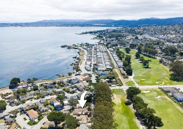 Photo 3 of Single family home for sale at 865 Crest Ave, Pacific Grove, CA 93950 | MLS# ML82063773 | Listing updated on 2026-10-13