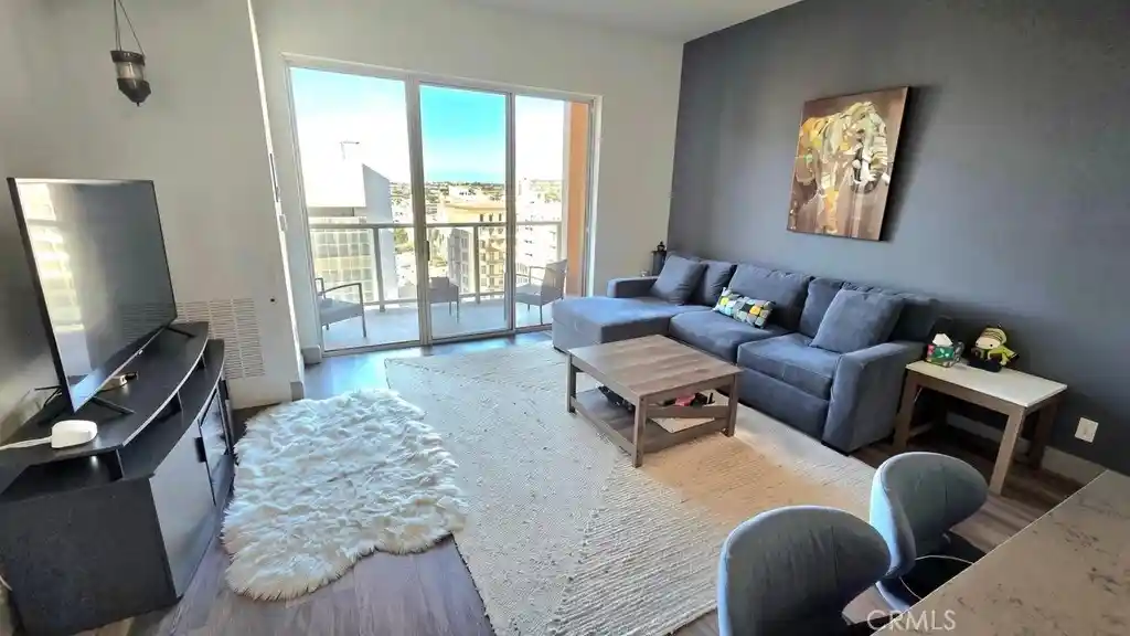 Listing Photo 1 - Condo for sale in 488 E Ocean located at 488 E Ocean, Long Beach, CA 90802 - Unit #1607