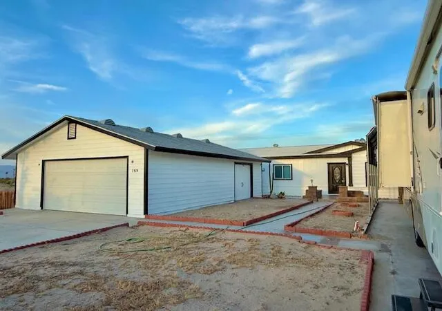 Manufactured home for sale at 2928 Dione Dr, Thermal, CA 92274 | MLS# 219153916DA