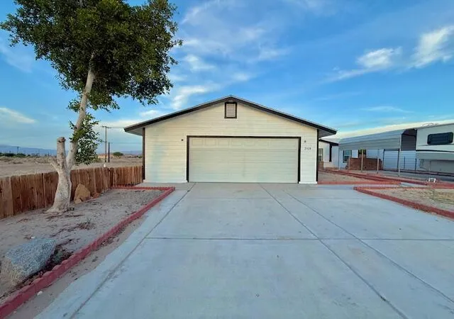 Photo 2 of Manufactured home for sale at 2928 Dione Dr, Thermal, CA 92274 | MLS# 219153916DA | Listing updated on 2026-10-08