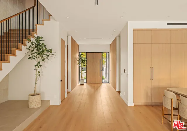 Photo 2 of Mansion for sale at 4317 Elmer Ave, North Hollywood, CA 91602 | MLS# 26997957 | Listing updated on 2026-10-08