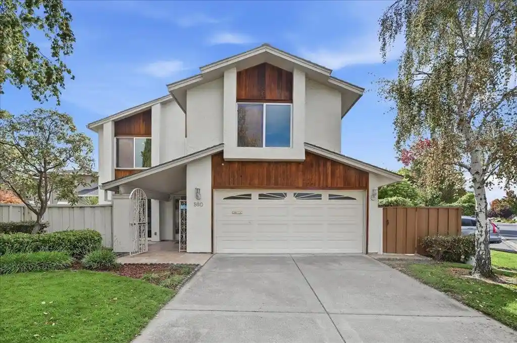 Photo 1 of Single family home for sale at 560 Trinidad Ln, Foster City, CA 94404 | MLS# ML82063479 | Listing updated on 2026-10-30