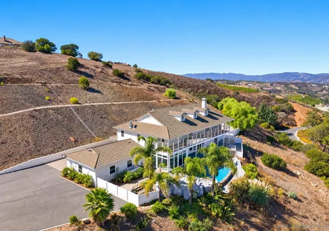 Photo 2 of Mansion for sale at 28190 Sycamore, Temecula, CA 92590 | MLS# 260024349SD | Listing updated on 2026-10-07