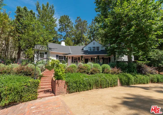 Photo 1 of Single family home for sale at 9305 Hazen Dr, Beverly Hills, CA 90210 | MLS# 26997955 | Listing updated on 2026-10-07
