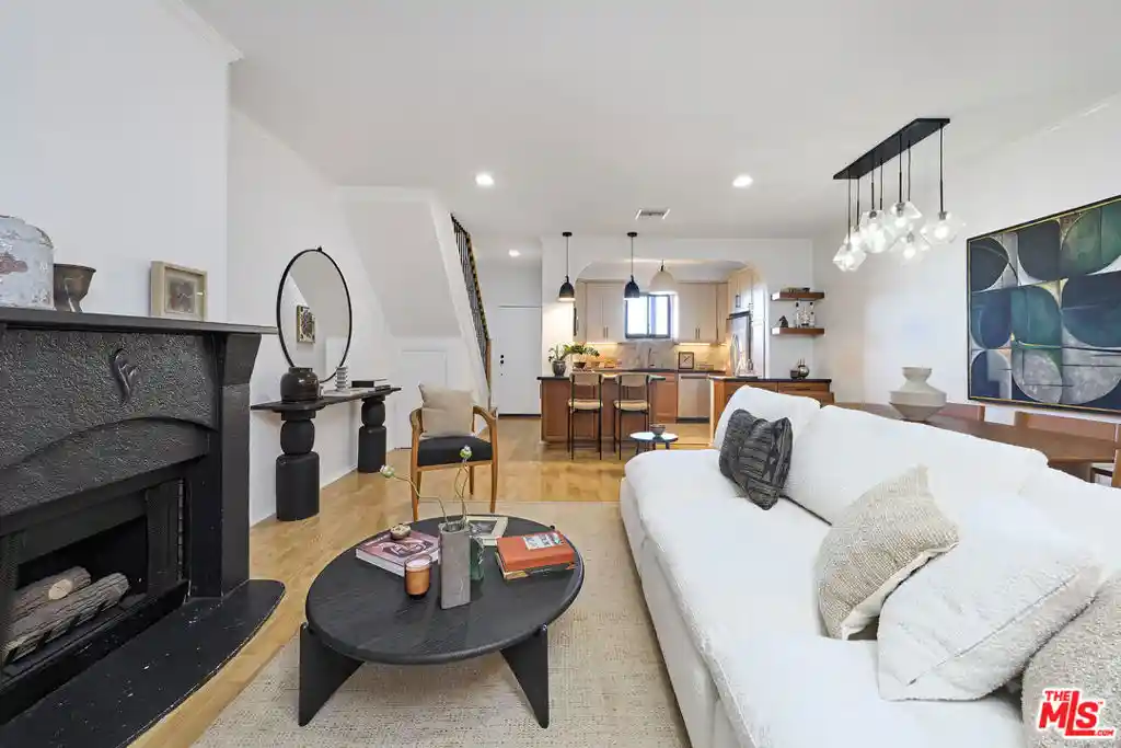 Condo for sale at 828 N Hudson Ave #214, Los Angeles, CA 90038 | MLS# 26994221