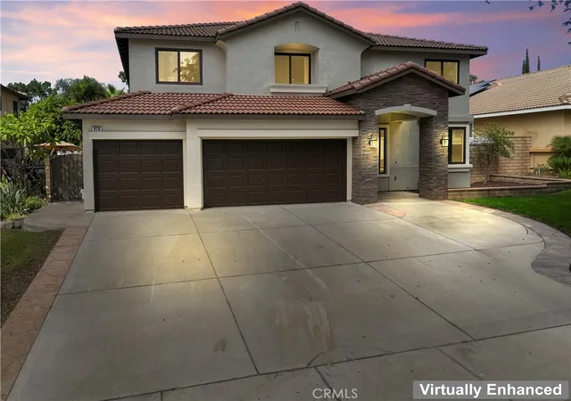 Photo 1 of Single family home for sale at 976 Hemingway, Corona, CA 92878 | MLS# IG26218164 | Listing updated on 2026-10-12