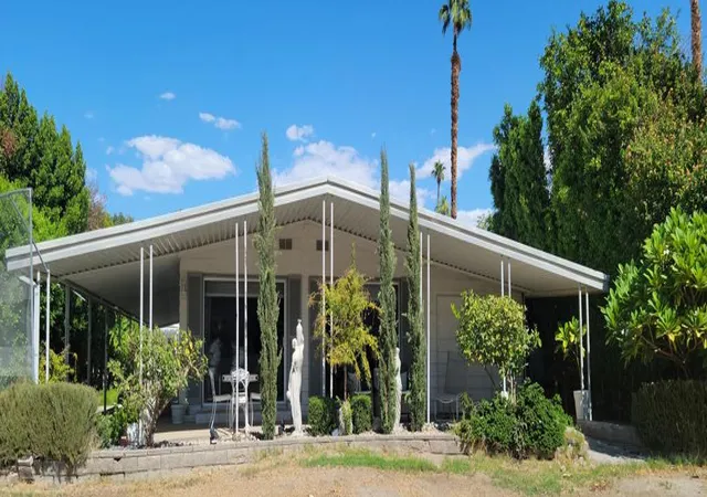 Manufactured home for sale at 452 Paseo Perdido, Cathedral City, CA 92234 | MLS# 219153921PS