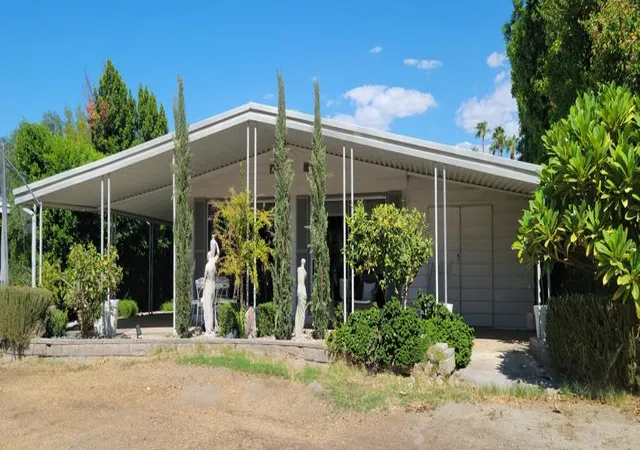 Photo 2 of Manufactured home for sale at 452 Paseo Perdido, Cathedral City, CA 92234 | MLS# 219153921PS | Listing updated on 2026-10-07
