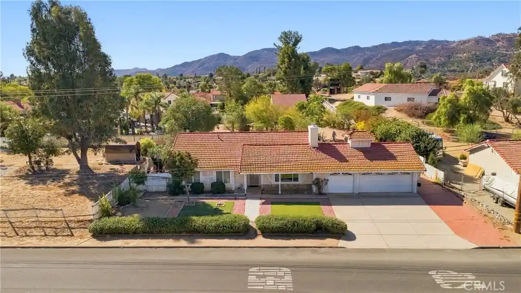 Photo 1 of Single family home for sale at 21465 Walnut, Wildomar, CA 92595 | MLS# SW26218225 | Listing updated on 2026-10-24