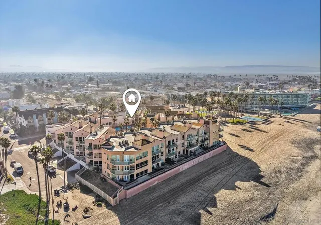 Listing Photo 4 - Condo for sale in building located at 714 Seacoast, Imperial Beach, CA 91932 - Unit #104