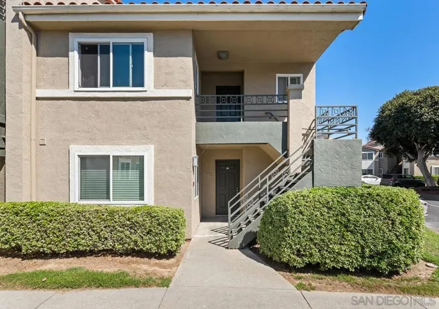 Photo 2 of Condo for sale at 7425 Charmant Dr #2601, San Diego, CA 92122 | MLS# 260024360SD | Listing updated on 2026-10-07