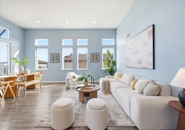 Photo 3 of Townhouse for sale at 192 William Manly St #6, San Jose, CA 95136 | MLS# ML82061078 | Listing updated on 2026-10-12