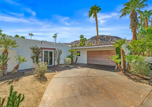 Single family home for sale at 72795 Pitahaya St, Palm Desert, CA 92260 | MLS# 219153926PS