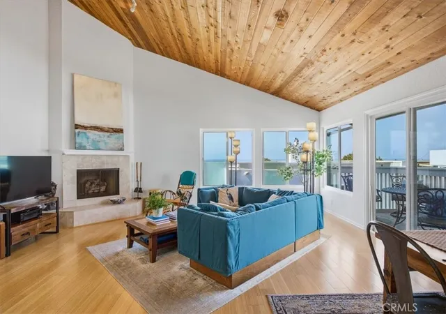 Photo 1 of Townhouse for sale at 941 1st Street, Hermosa Beach, CA 90254 | MLS# SB26196536 | Listing updated on 2026-10-11