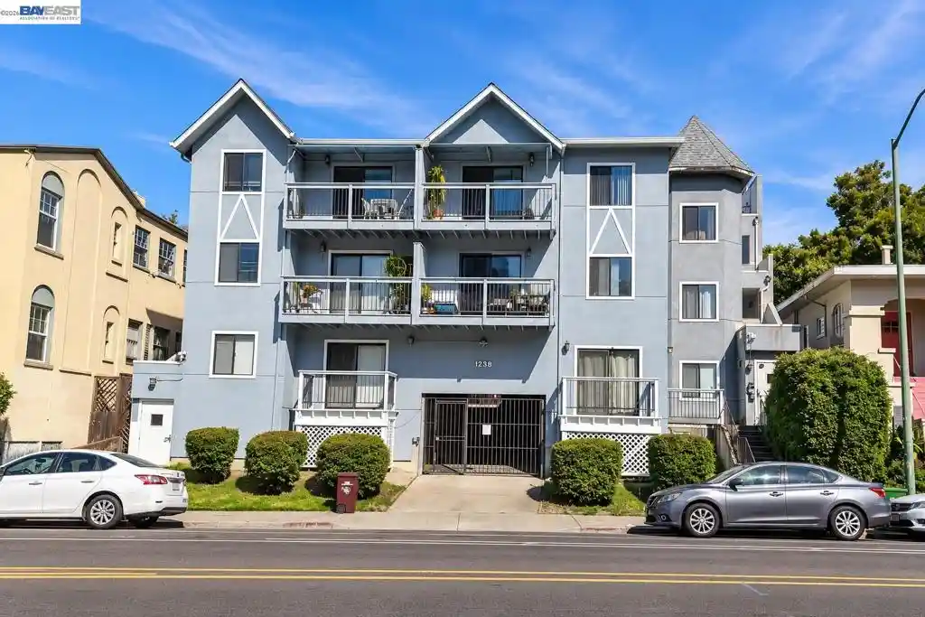 Condo for sale at 2401 Park Blvd #10, Oakland, CA 94606 | MLS# 41150504