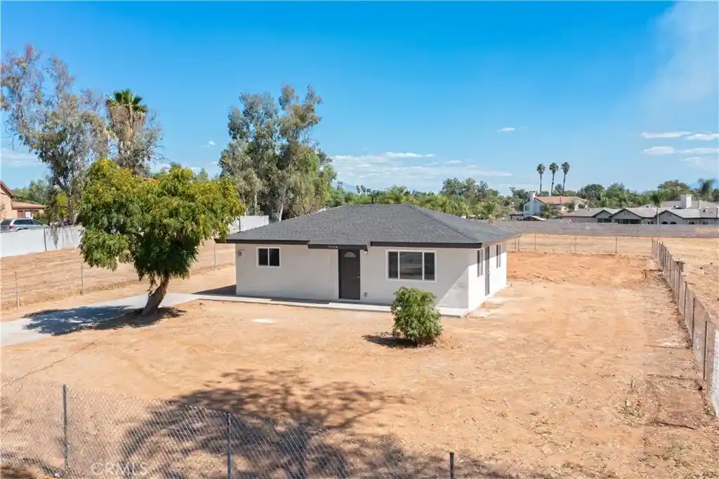 Photo 1 of Sale Pending at 17140 Parsons, Riverside, CA 92508 | MLS# CV26218372 | Listing updated on 2026-10-24