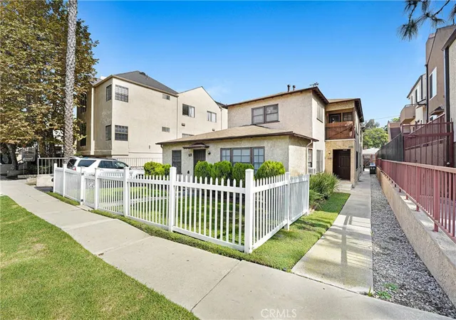 Photo 3 of Multi family home for sale at 2526 S Centinela Ave, Los Angeles, CA 90064 | MLS# PW26218352 | Listing updated on 2026-10-07