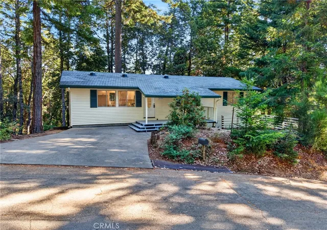 Photo 1 of Single family home for sale at 27171 Bear, Willits, CA 95490 | MLS# LC26218400 | Listing updated on 2026-10-10