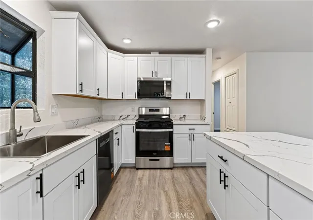 Photo 4 of Single family home for sale at 27171 Bear, Willits, CA 95490 | MLS# LC26218400 | Listing updated on 2026-10-10