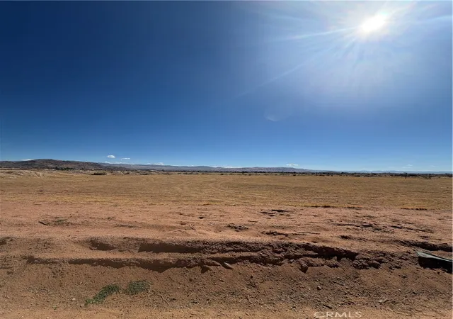 Land for sale at 23525 Standing Rock, Apple Valley, CA 92307 | MLS# HD26218434